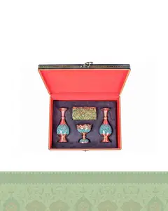 گلدان و آجیل خوری فیروزه کوبی و رومیزی ترمه