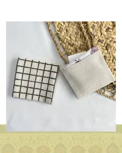 کیف پد بهداشتی طرح چهارخونه - سایز 2 / طوسی