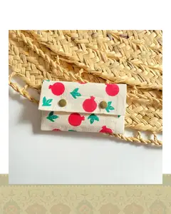 جای دستمال جیبی دکمه دار طرح انار