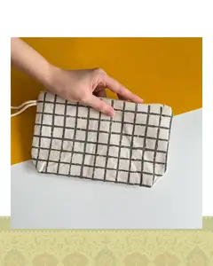 کیف پارچه ای کوچک طرح چهارخونه