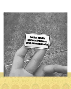 استيكر "social media"
