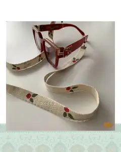 بند عینک طرح گل - سرخ