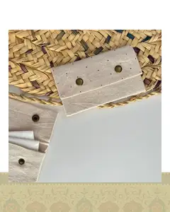 جای دستمال جیبی دکمه دار طرح گلایل