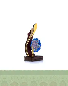 تندیس تبلیغاتی جاقلمی معلم میناکاری