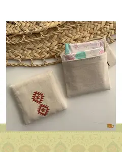 کیف پد بهداشتی طرح خشتی - سایز 2 / سرمه ای
