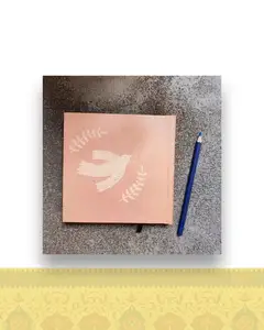 دفتر خشتی متوسط دوختی طراحی طرح پرنده صلح کد ۰۸
