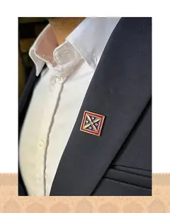 سنجاق کت طرح درفش کاویانی