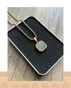 گردنبند اونیکس طلایی مشکی