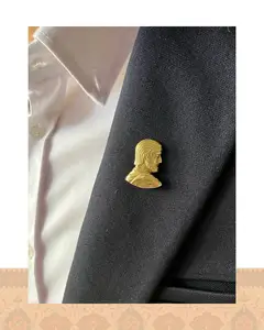سنجاق کت چهره کوروش