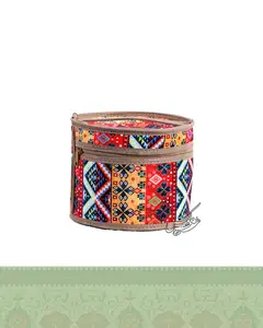 کیف ارایشی و زنانه گرد مدل سنتی