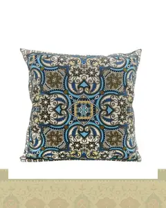 کاور کوسن طرح نقوش سنتی آبی کِرِم کد c135
