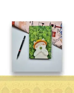 دفتر پالتویی سیمی طرح گربه ملوس کد ۰۴۴ - طراحی 60 برگ