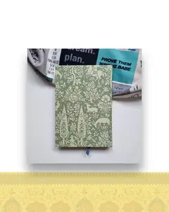 دفتر پالتویی خط دار طرح شکارگاه کد ۲۵۵