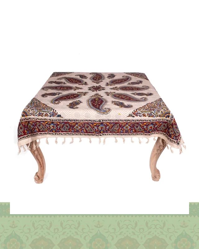 قیمت رومیزی قلمکار یک متری تک حاشیه در خارج ایران