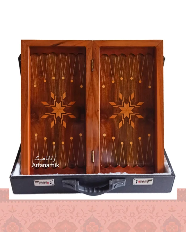 تخته نرد منبت طرح اسب غرور  در دیارلند