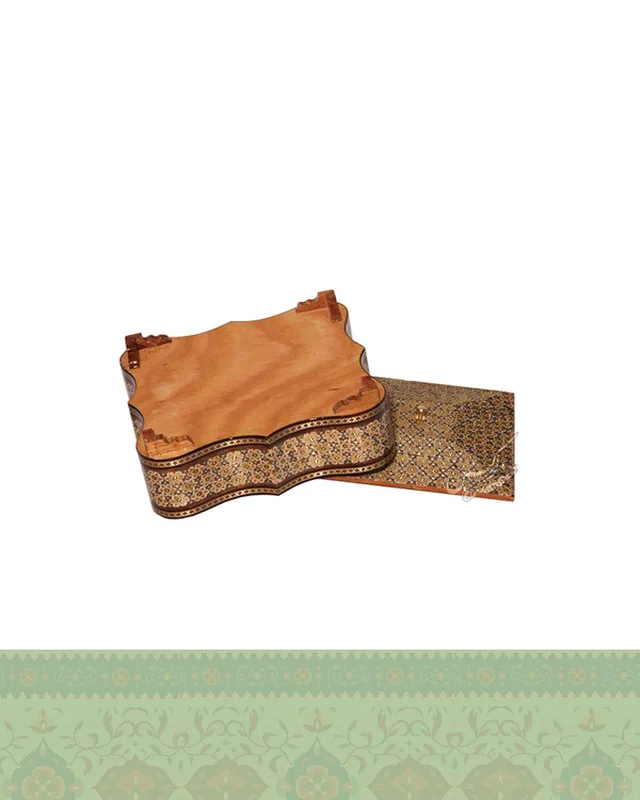 عکس جعبه شکلات خاتمکاری مربع