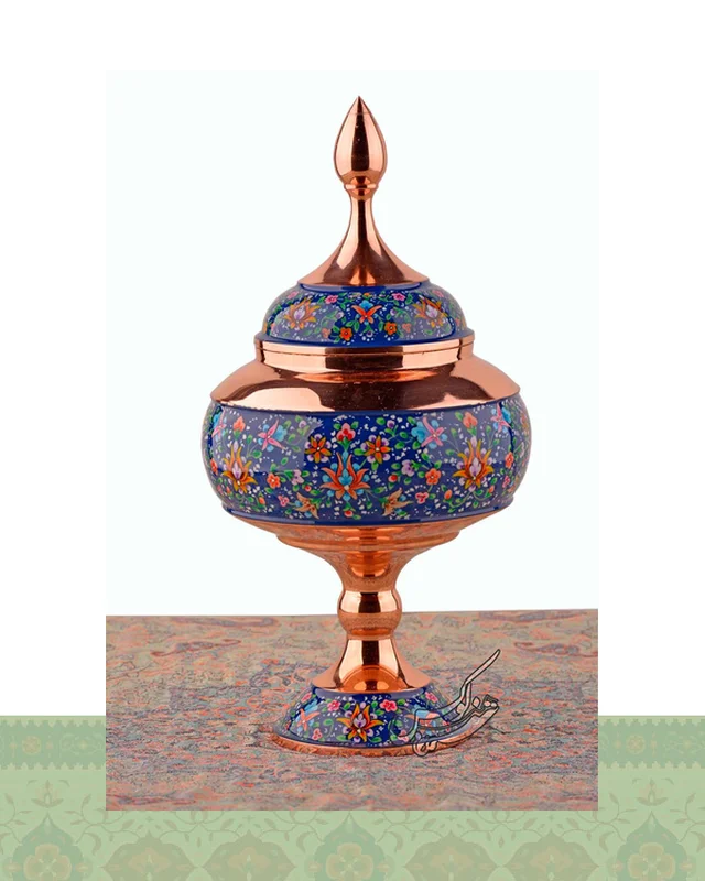 ست شکلات خوری و سنبلدان مس و پرداز در دیارلند