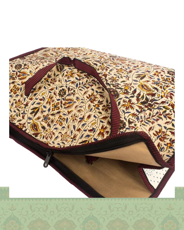 قیمت کیف دستی هدیه قلمکار زیپ دار ابعاد 34×44 سانتیمتر در اروپا و آمریکا