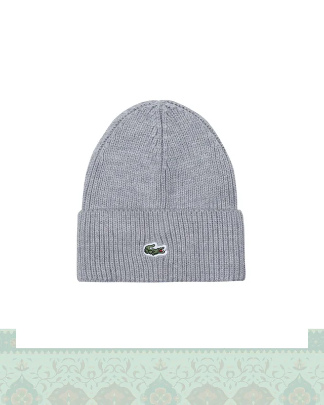 خرید کلاه بافت آكرليك لبه برگرد گلدوزي Lacoste  در اروپا و آمریکا