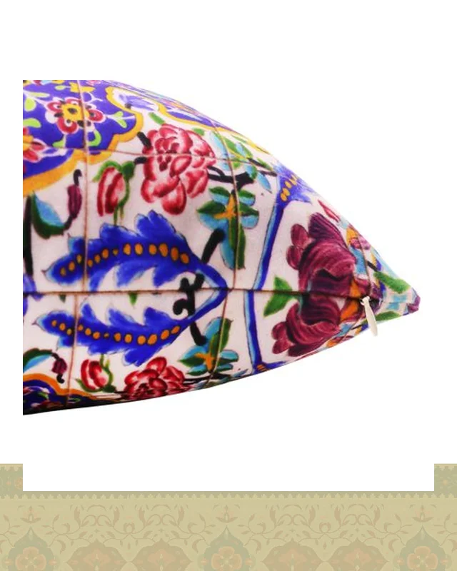 ارسال و فروش کاور کوسن طرح کاشی زمینه آبی در خارج از کشور