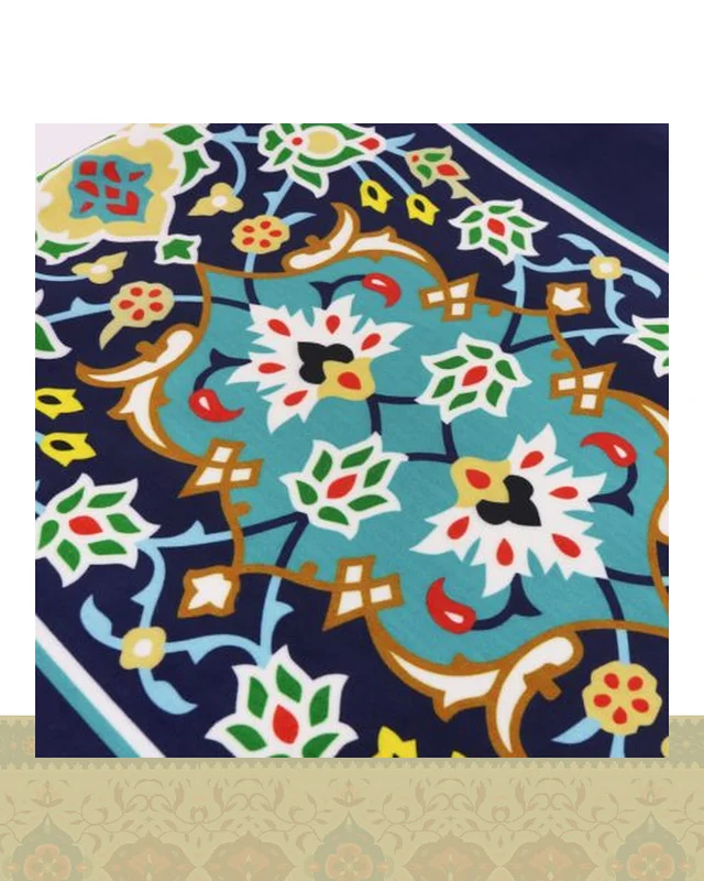کاور کوسن طرح نقوش سنتی زمینه سرمه‌ای کد c130 در دیارلند