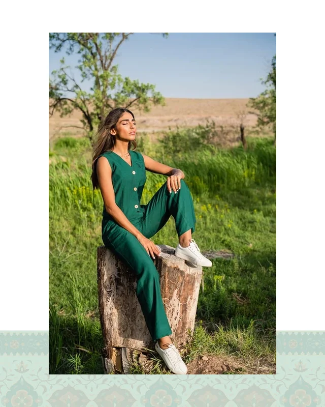 خرید شلوار مانا در اروپا و آمریکا