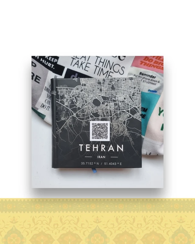 دفتر خشتی متوسط دوختی خط دار طرح نقشه تهران مشکی کد ۱۴۶ در دیارلند